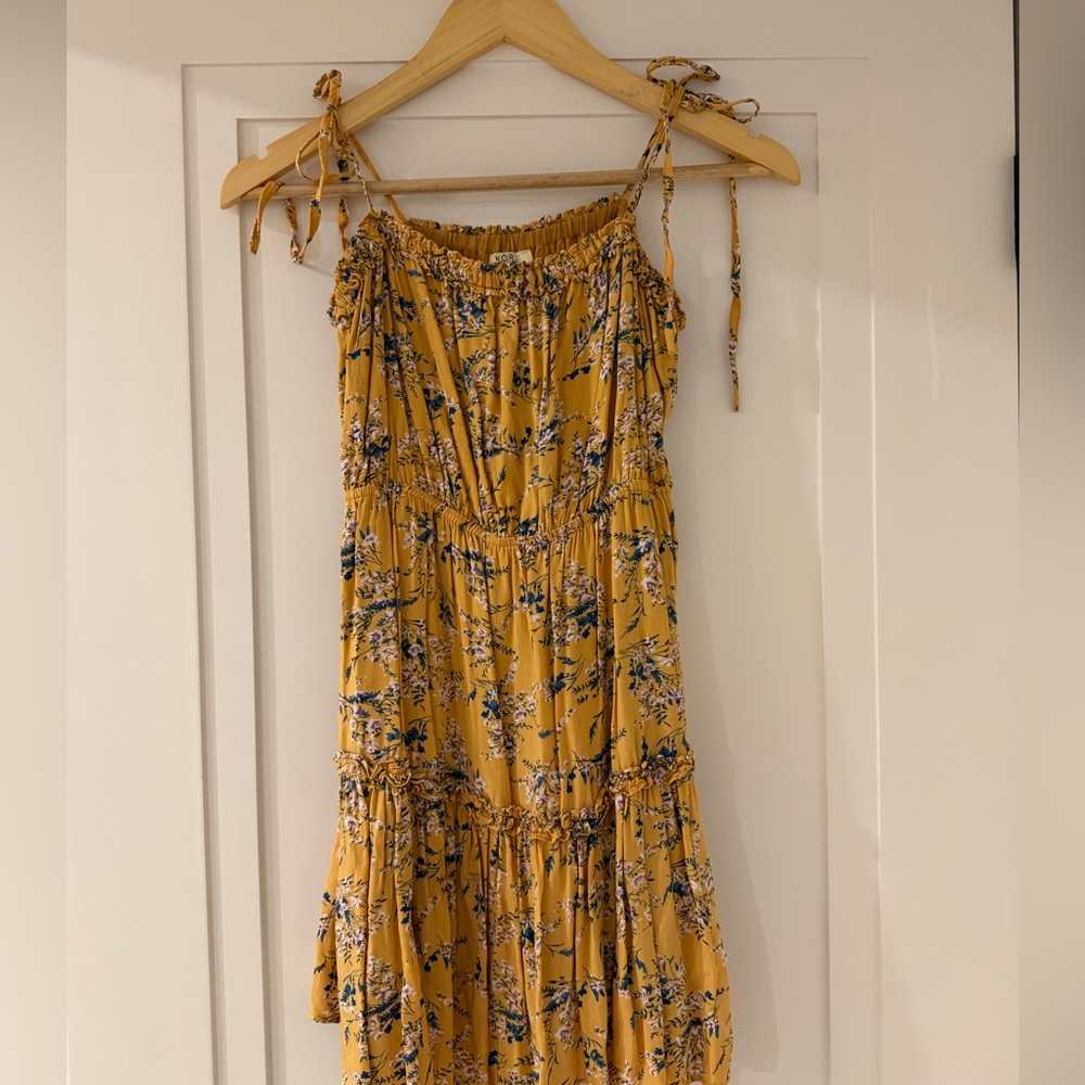 Beautiful mustard color dress with floral design size small